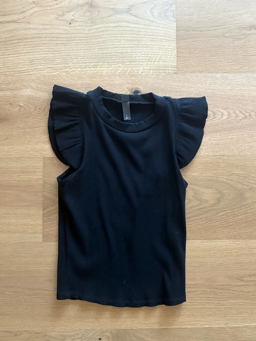 Black Ribbed Ruffle Sleeve Women's Top